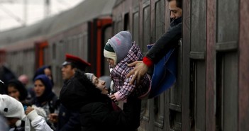 EU approves additional €10 million to help the FYROM deal with the refugee crisis