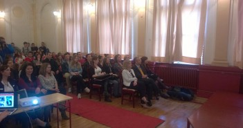 Davenport: Potrebni su nam odgovorni mladi novinari