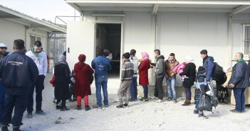 European Commission and UNHCR launch scheme to provide 20,000 reception places for asylum seekers in Greece