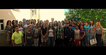 “Open Doors” for Zrenjanin pupils at Greek Embassy