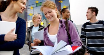 International Youth Day 2017: Celebrating young people’s contribution to peace